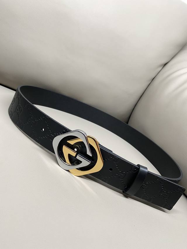 Gucci prismatic buckle imported cowhide leather without stitching, simple hot pr