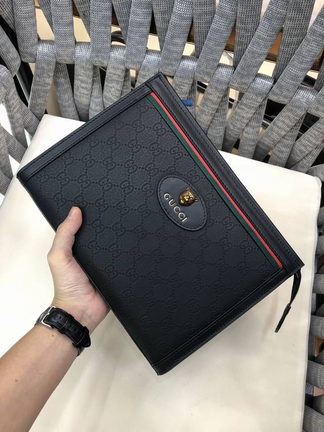 G's new hot-selling men's handbag, made of high-quality imported scalp leather w