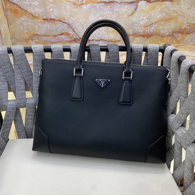 Out of Stock King Official Website Synchronized New Lv Casual Essential Clutch S