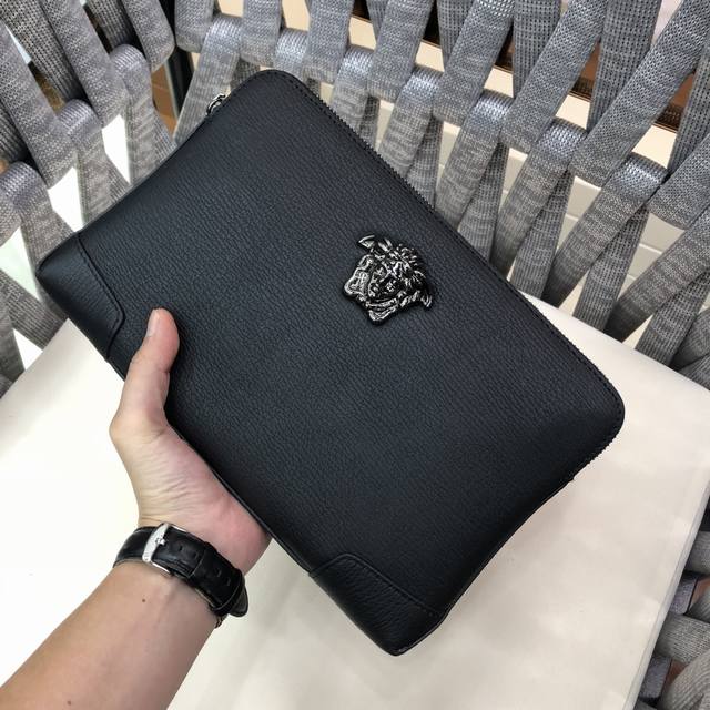 Fanjiazui's new popular men's handbag, made of high-quality imported scalp leath