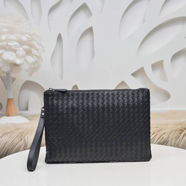 Bv - The latest men's clutch bag, original quality, made with premium waxed cowh