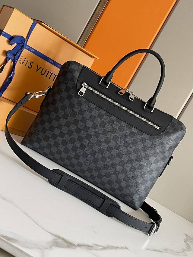 Premium Original: Model N48260. The Black Porte-Documents Jour briefcase, crafte