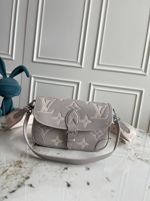 Top-quality original single-handle variable code chip M14214 This Diane handbag