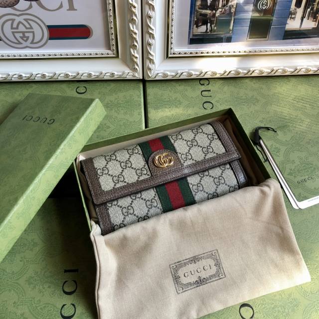 Premium Edition, genuine leather, photo taken with the actual product. Style num