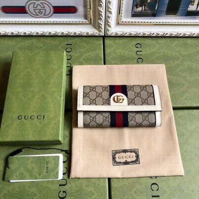Premium Edition, genuine leather, photo taken with the actual product. Style num