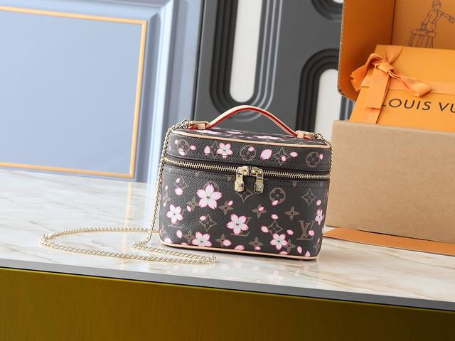 Guangzhou goods, upgraded from original double-sided color-changing leather. M14