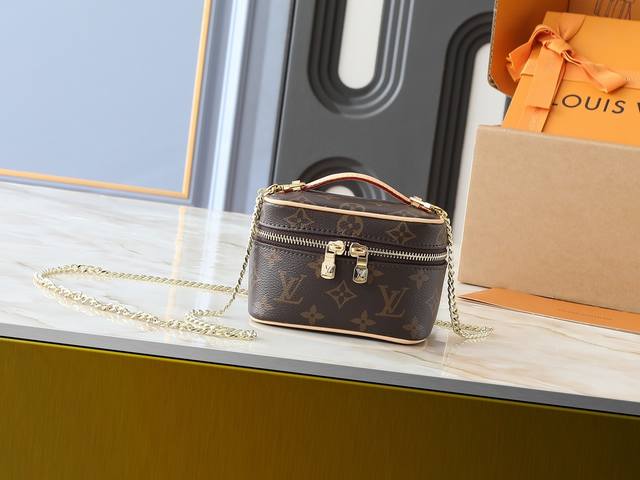 Guangzhou goods upgraded original double-sided color-changing leather M44936. Th