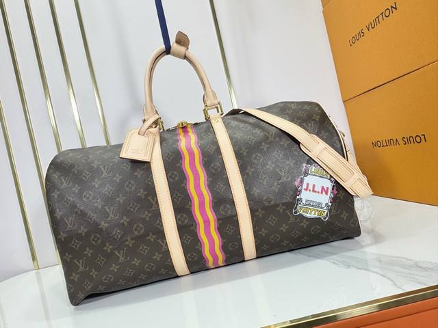 updates the original Keepall 55 travel bag, M41414, M40569, M45604, and M40605,
