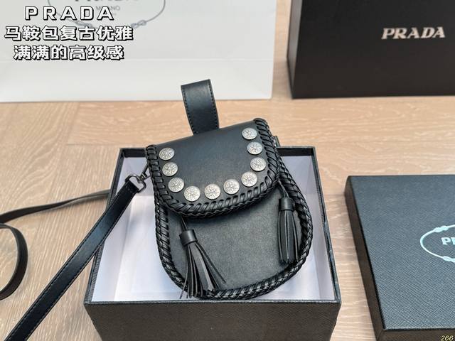 6 color matching box Prada Prada Saddle Bag Retro and elegant full of high-end f