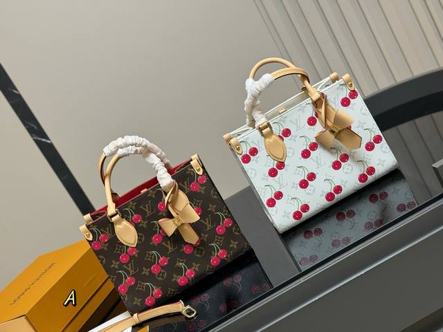 Folding Box Airplane Box Size: 26.20cm Lv Onthego Shopping Bag has a hidden shou