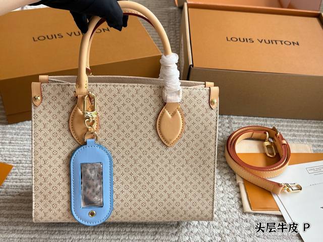 Top-grain cowhide with box Size: 25*20cm Small, super high quality, and a truly