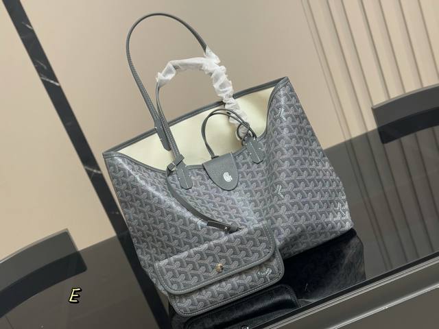Upgraded version Size: 35.27cm Goyard shopping bags are all custom made from beg