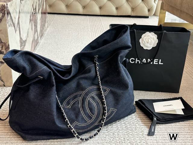 Once you've used it, you'll know how useful the Chanel beach bag is. This Chanel