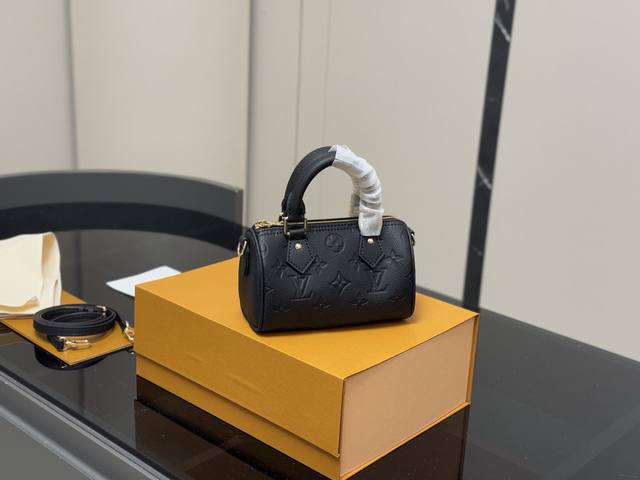 New model with folding box Size: 16*12Cm Lv Speedy Nano Purchasing channel Taiwa