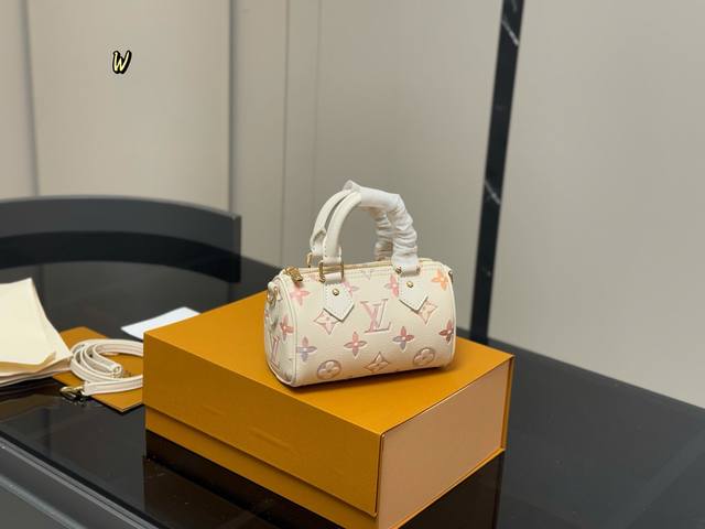 with folding box Size: 16*12Cm Lv Speedy Nano purchasing channel Taiwan custom f