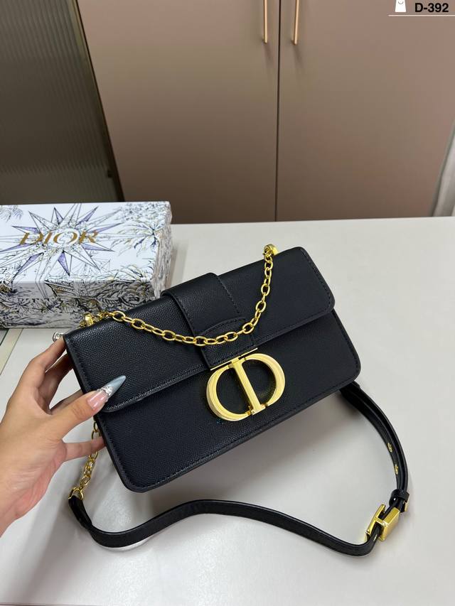 Dior Caro beautiful chain Montaigne bag is really beautiful, very ladylike Dior
