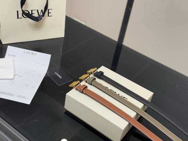 Loewe small belt with box classic Anagram buckle pebble pattern 2 cm width versa