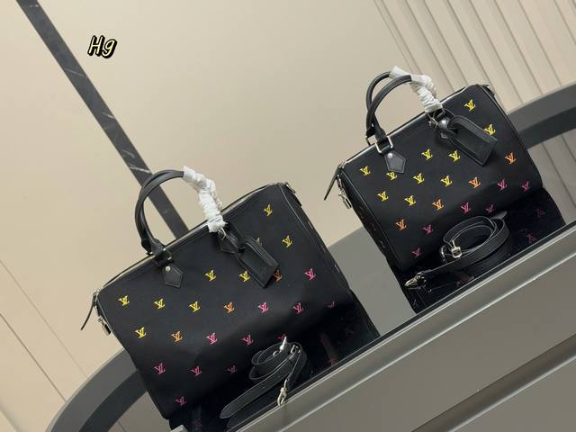 Unboxed Size: 30cm 40cm mlv Keepall New Pillow Bag Original with cowhide is abso