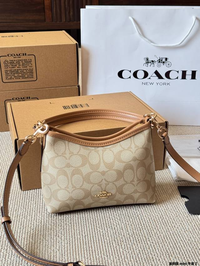 The replica cowhide Mini Coach new Laurel 19 small wandering bag is now availabl