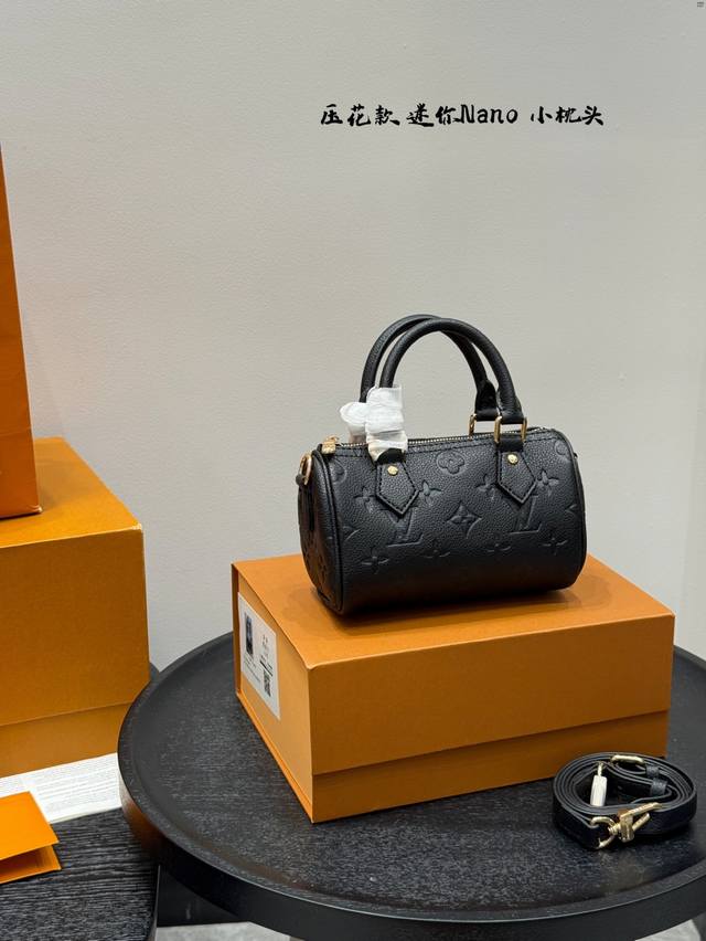 with gift box Size: Mini 16*10Cm Lv embossed Speedy Nano mini pillow bag The new