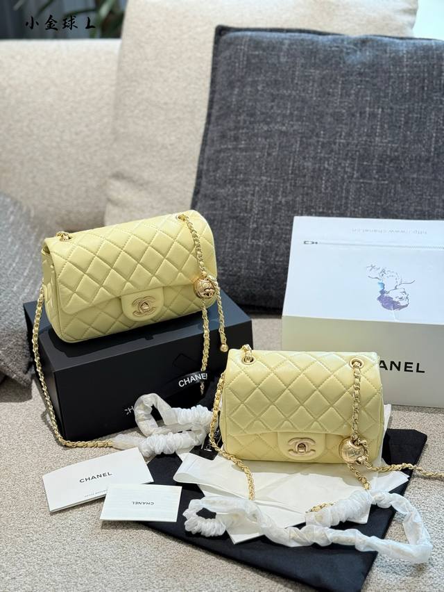 same price for the Golden Ball "New Arrival" bag. The most beautiful Golden Ball