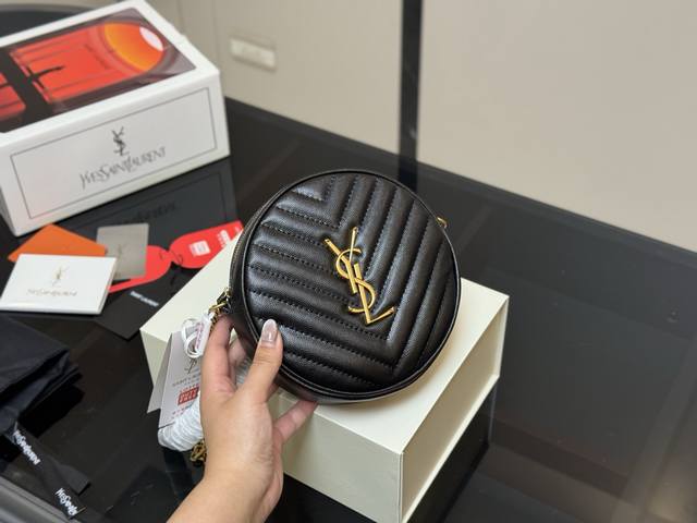 with folding box airplane box Size: 17.17cm Saint Laurent round cake bag caviar