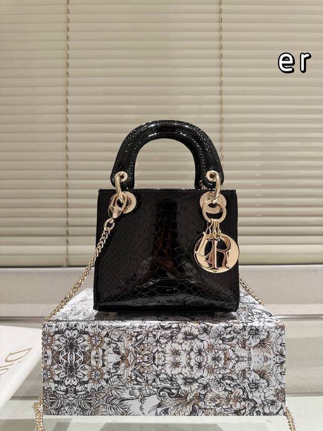 Gift Box Dior Lady Bag Original leather lining with sheepskin, carefully crafted