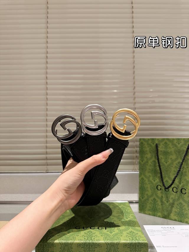 High-quality steel buckle! Gucci leather belt. This is the hottest version among