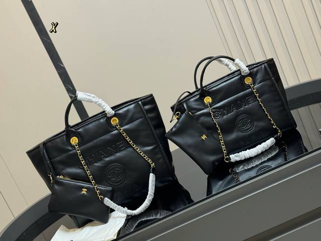 Unboxed Size: 38*30cm Large 33*25cm Small Chanel Denim Beach Bag Arrangement! Ar