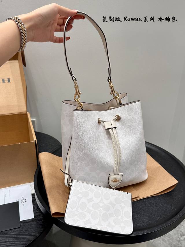 Gift Box Replica! The Coach Rowan Bucket Bag is an excellent all-around shoulder