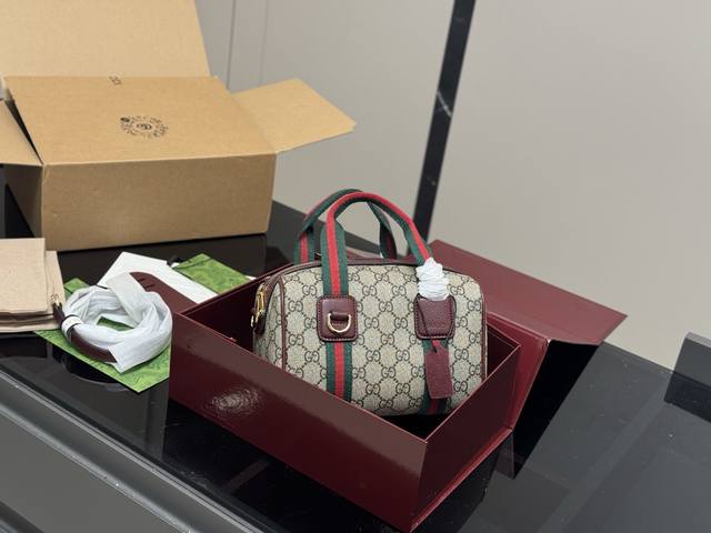 comes with full packaging Size: 271*16Cm Gucci Marmont Boston Gucci's new cute l