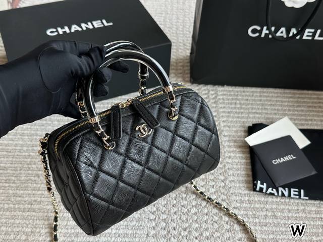Chanel Boston 25P Bowling Bag. Elegant beauty. bags are never the same. Chanel b