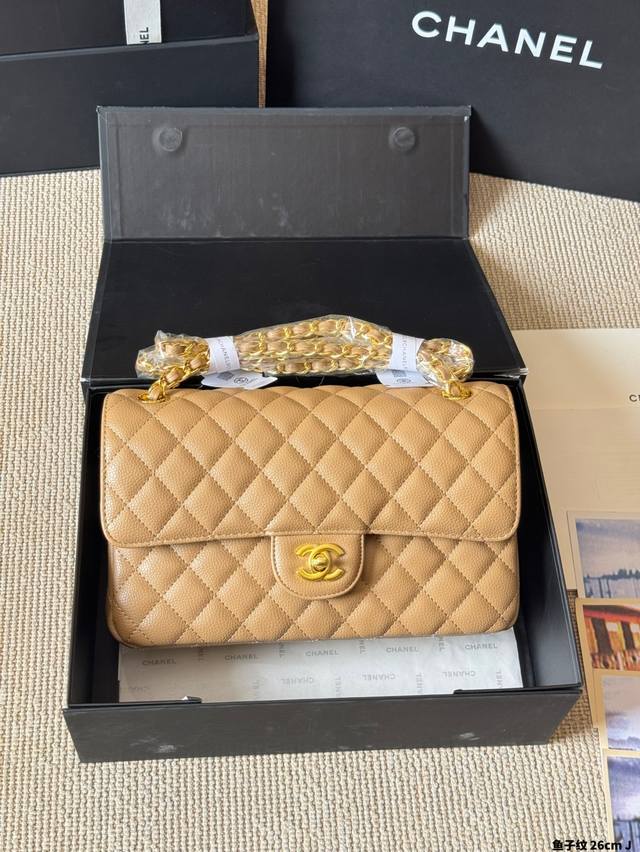 Caviar-patterned Cf Chane* - A must-have bag from the original Cf collection, a