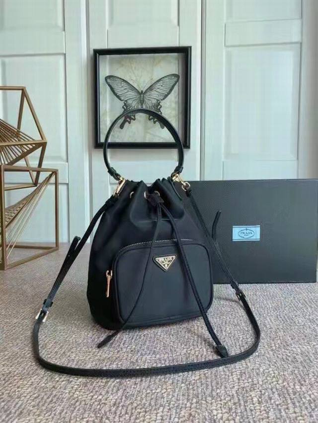 factory price. . The highest version of the original leather, top original sing