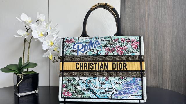 Original factory with full packaging Book Tote Roman Medium 36cm This Book Tote