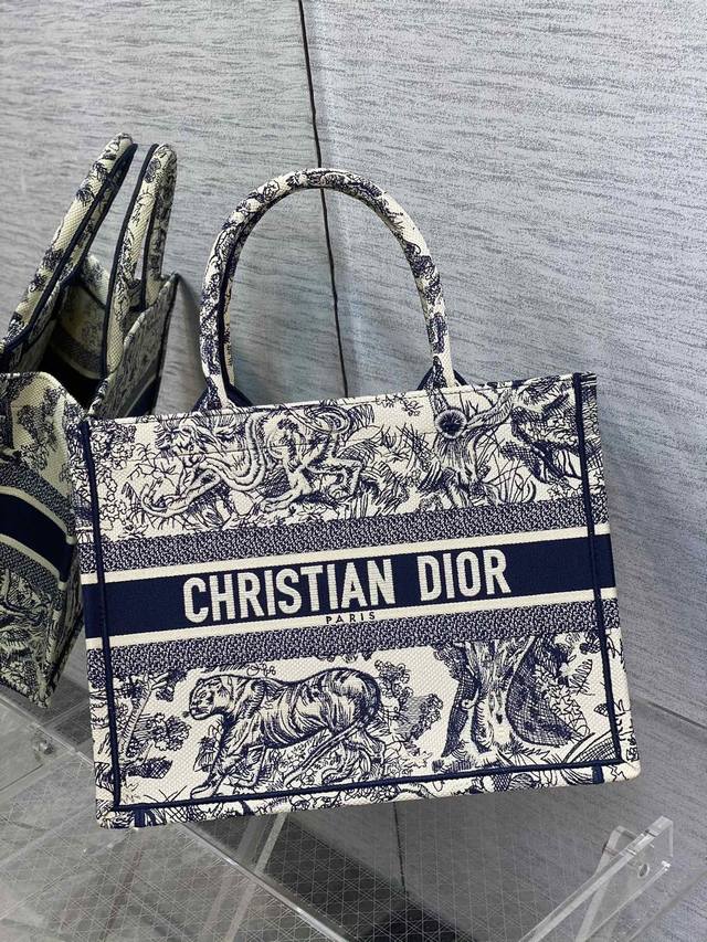 Original factory with full packaging Medium size in stock Tote tiger embroidery