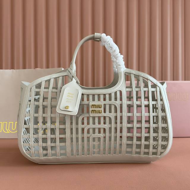 Configuration: Full counter packaging 5Ba293Miumi A girl's summer encounter: me