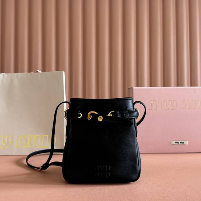 Configuration: Full set of counter packaging 5Nr461, Miu Miu's new mini lucky ba