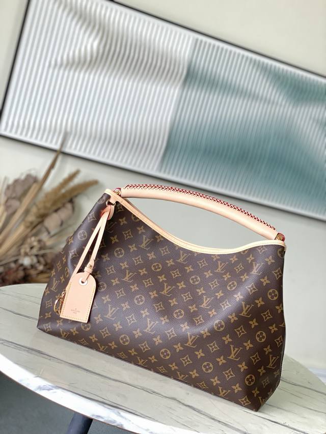 Top Original M25877 This Again bag is a modern, more versatile, and iconic reint