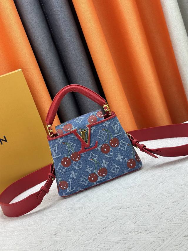 Exclusive photos of the denim cherry M59939 M94519 Capucines handbag with gold