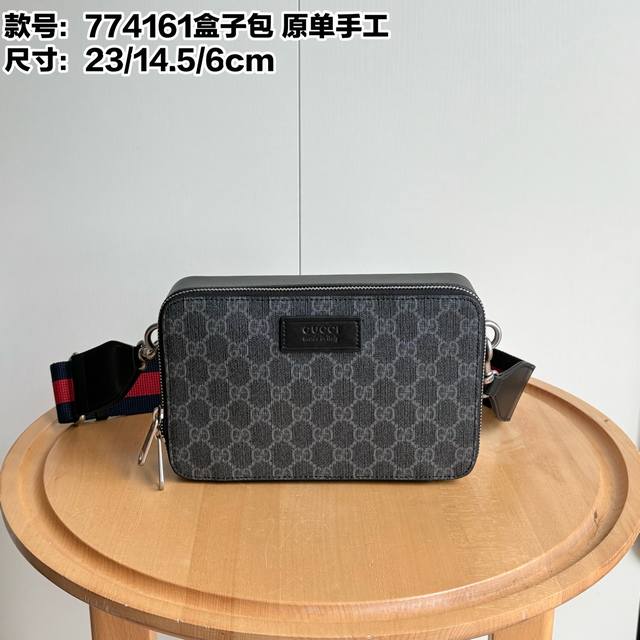 Real shot~ Style number: 771174 774161 Box bag original handmade Size: 23X14.5X6