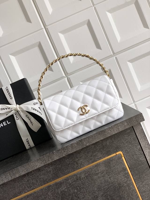 This is a top-tier, original off-white Ohane 25P hidden-style evening bag. This