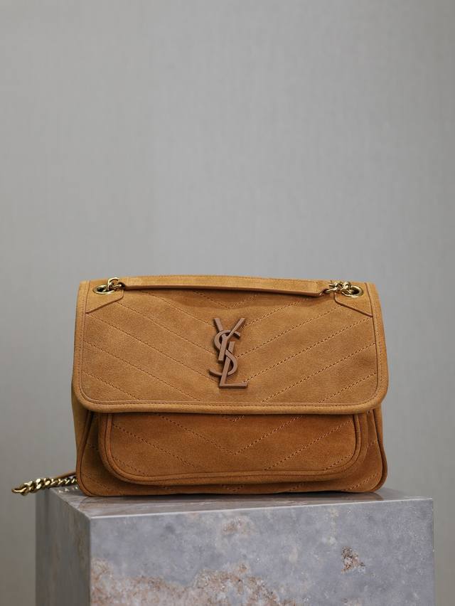 Ochre frosted with gold buckle Niki_The latest frosted leather series from the c