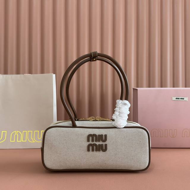 comes with full original packaging. This new Miu canvas bowling ball is crafted