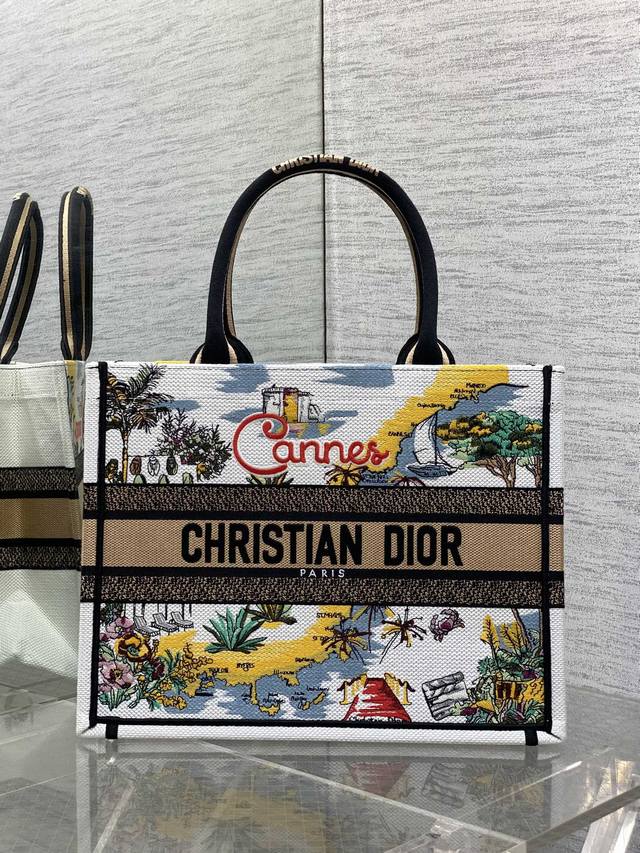 Original factory with full packaging Medium size in stock Tote latest Souvenir