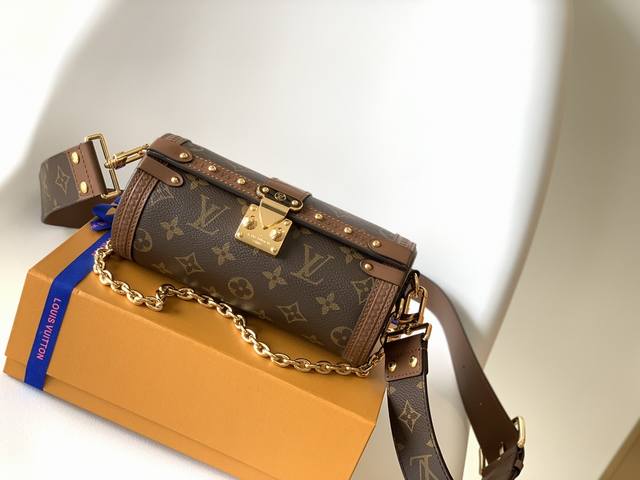 Dynamic Chip M57835 Ss New Fall Papillon Trunk DDD. Its rounded, flap-lock desi