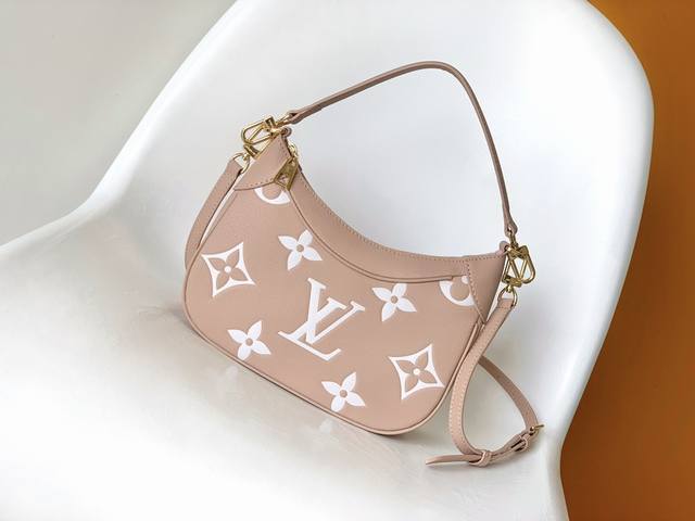 M46112 Apricot, M46119 Black, M46301 Pink, M46002 Black, M46099 Cream. This Baga