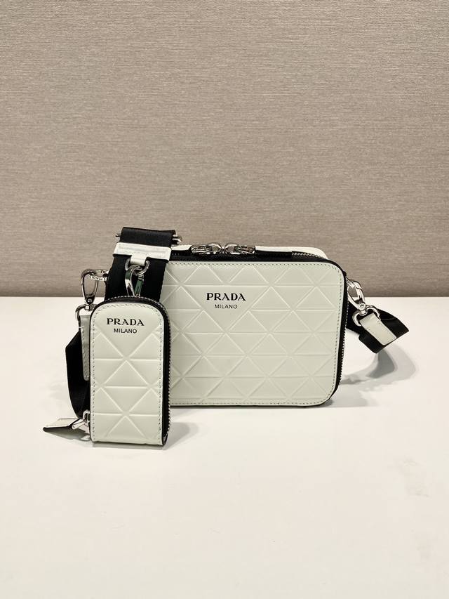 Premium Original Factory Packaging Pressed-Lock Camera Bag 2Vh070 White This Br