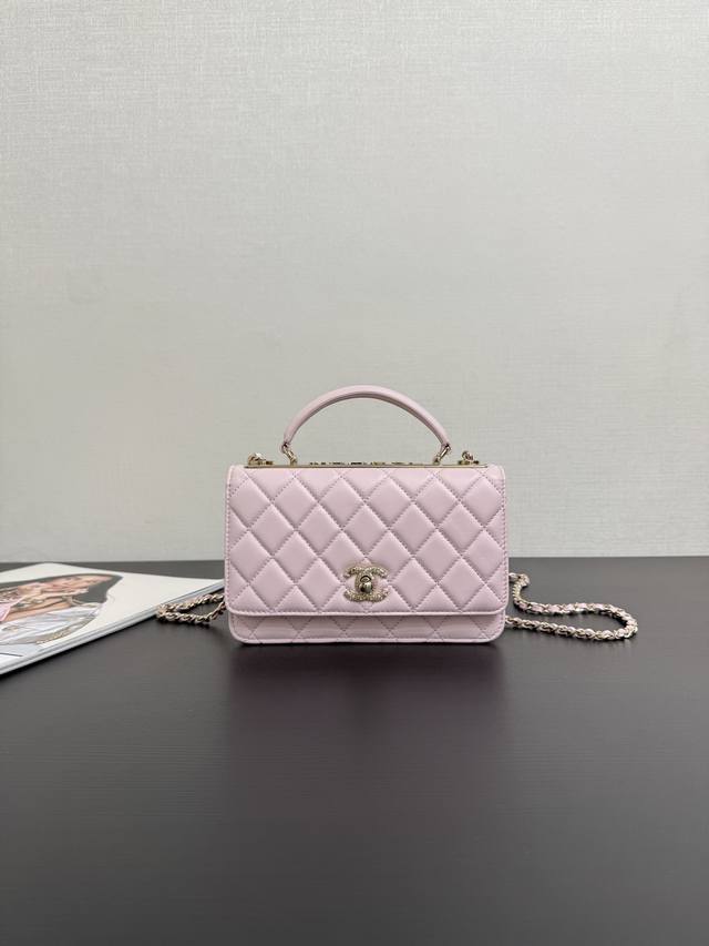 Original leather in stock 25S Trendycc diamond buckle accordion bag is now in st