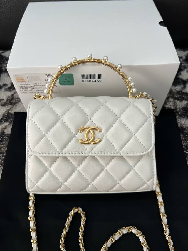 Chanel Chanel 23Bkelly the most beautiful bag this season The handle is pearl an